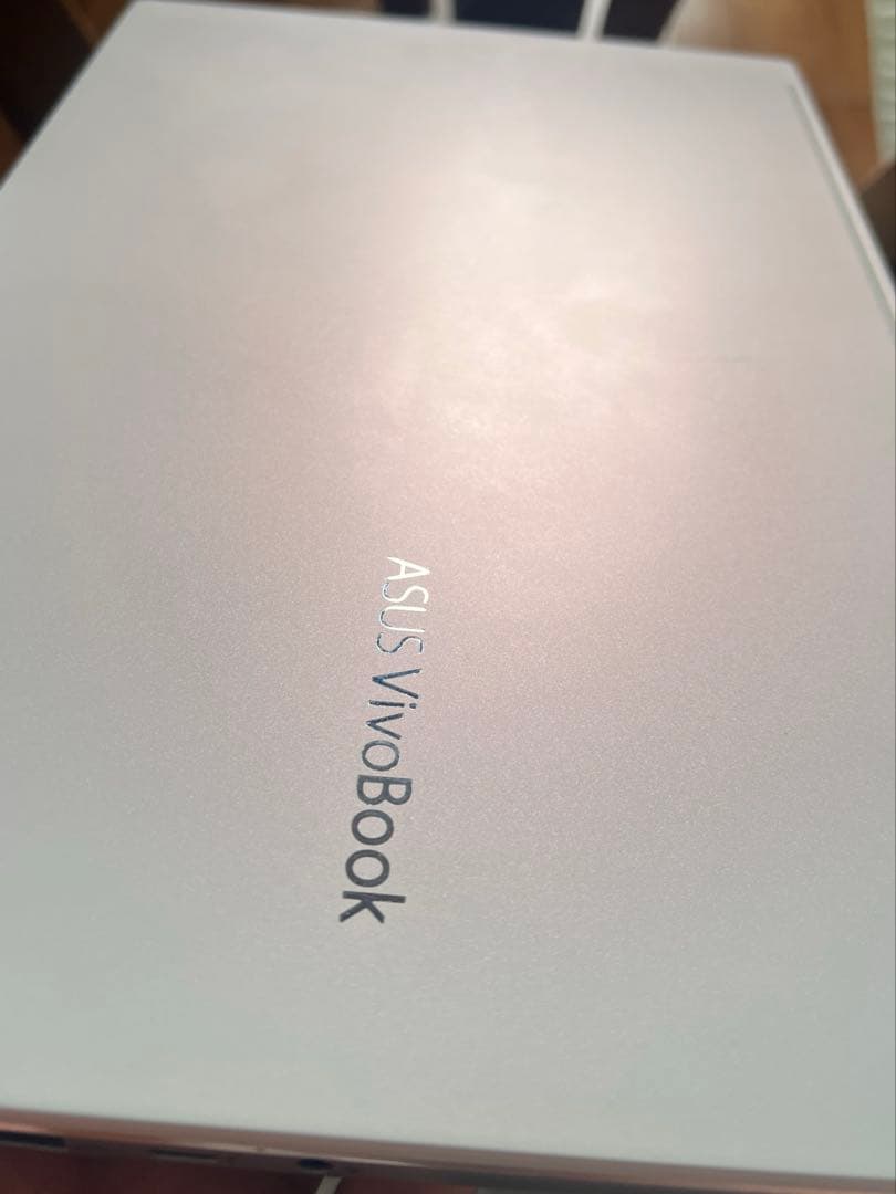 ASUS VivoBook S15 S533E ノートPC 本体　ホワイト