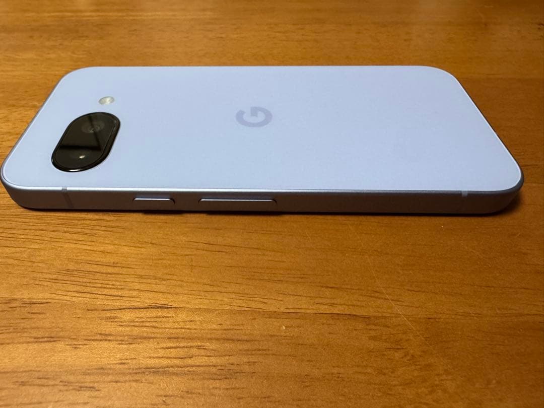 Google pixel9a 128GB メモリ8GB、Iris