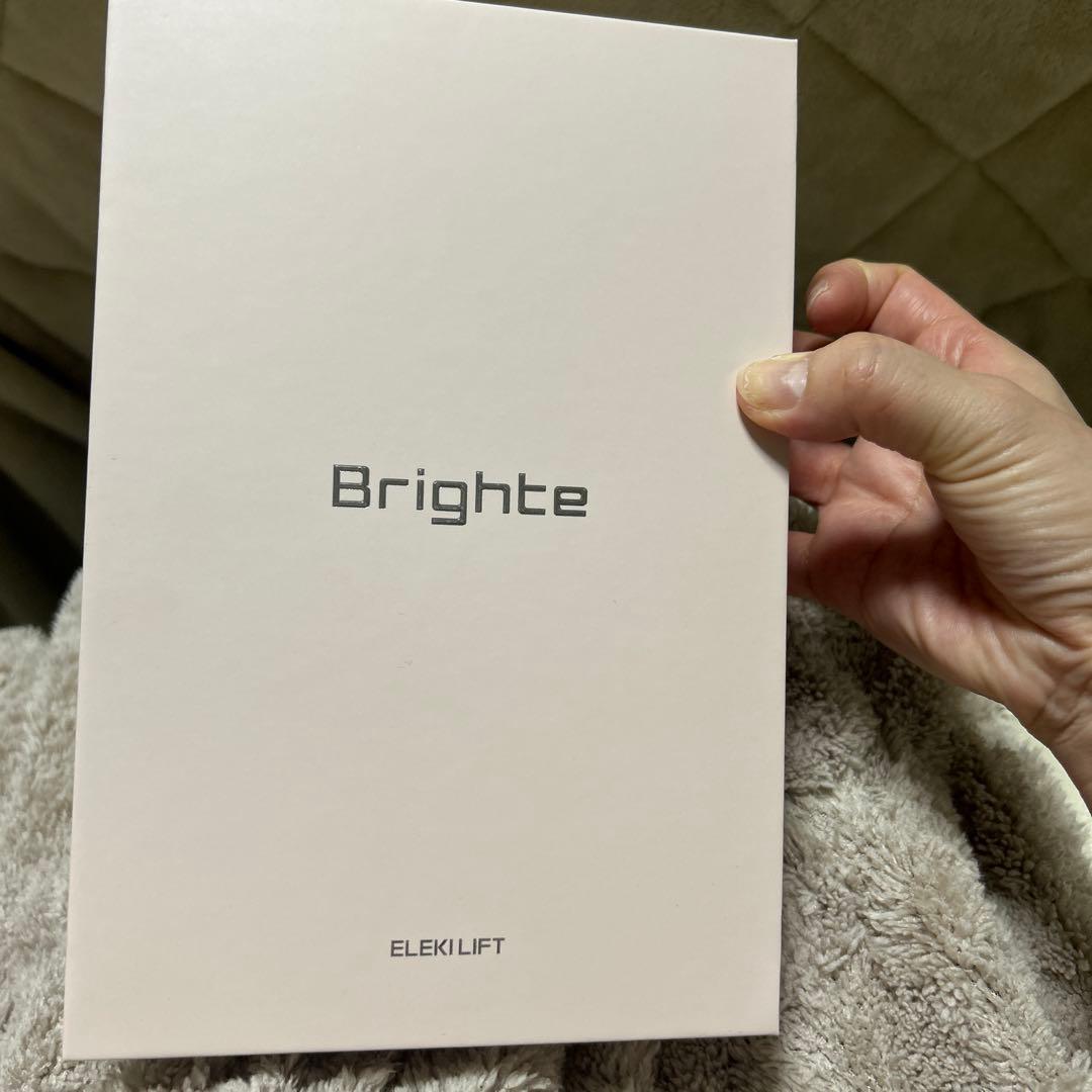 Brightee ELEKILIFT 美顔器　ピンク