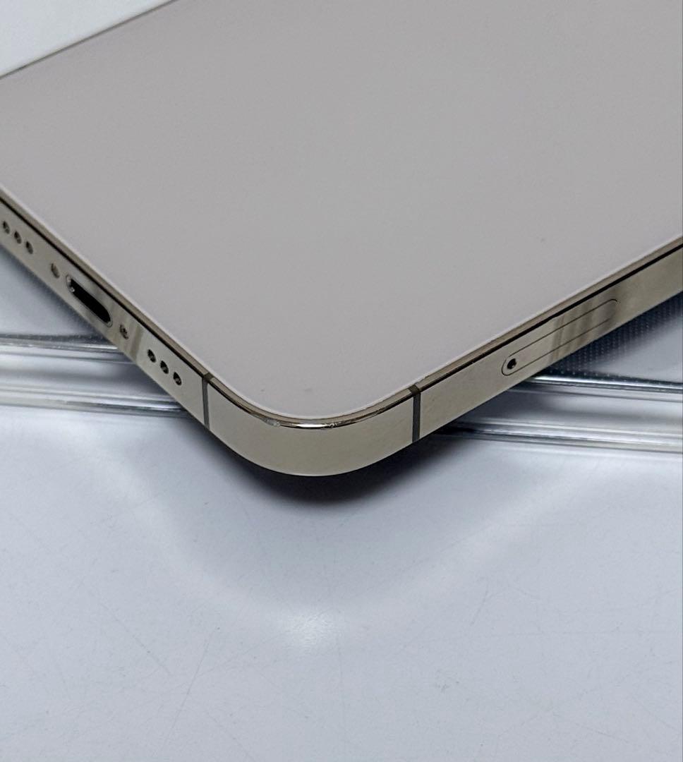 Apple iPhone 12 pro 128GB SIMフリー　美品