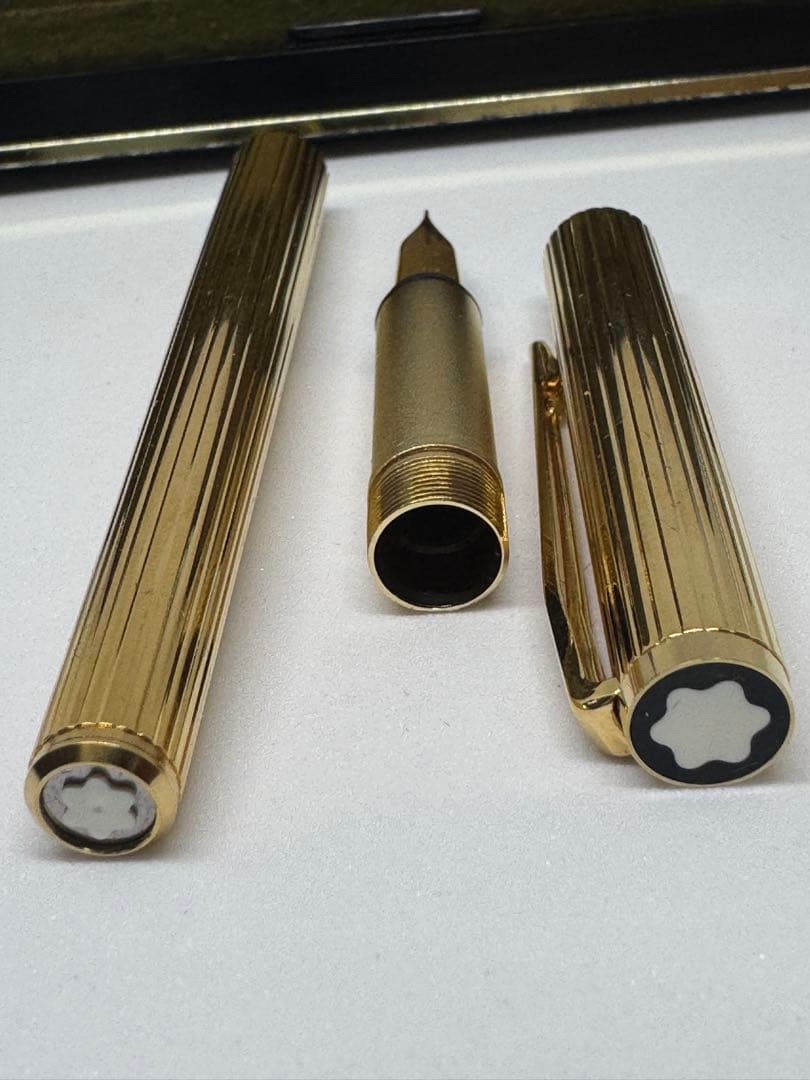 Montblanc Noblesse 万年筆 ゴールド