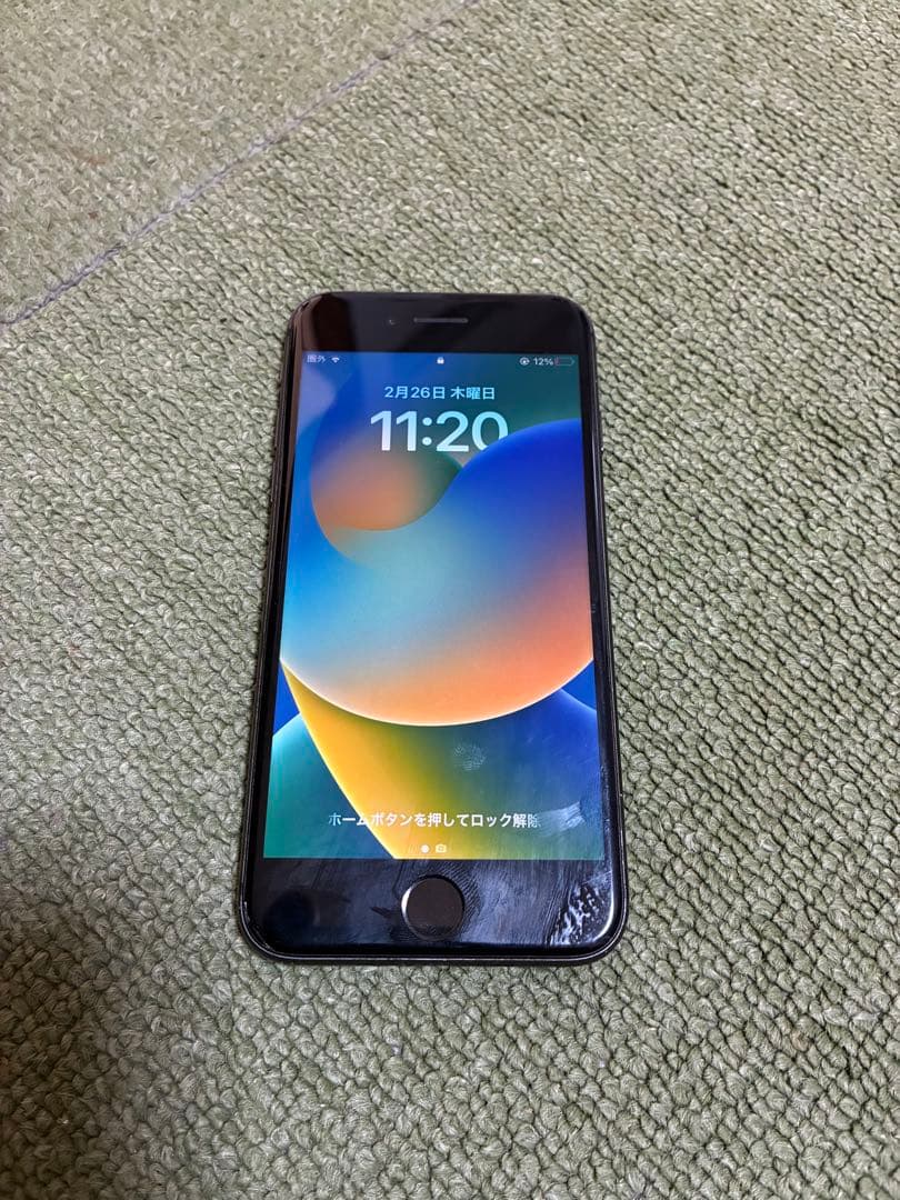 お*り様 iPhone8 64g 本体 バッテリー99%