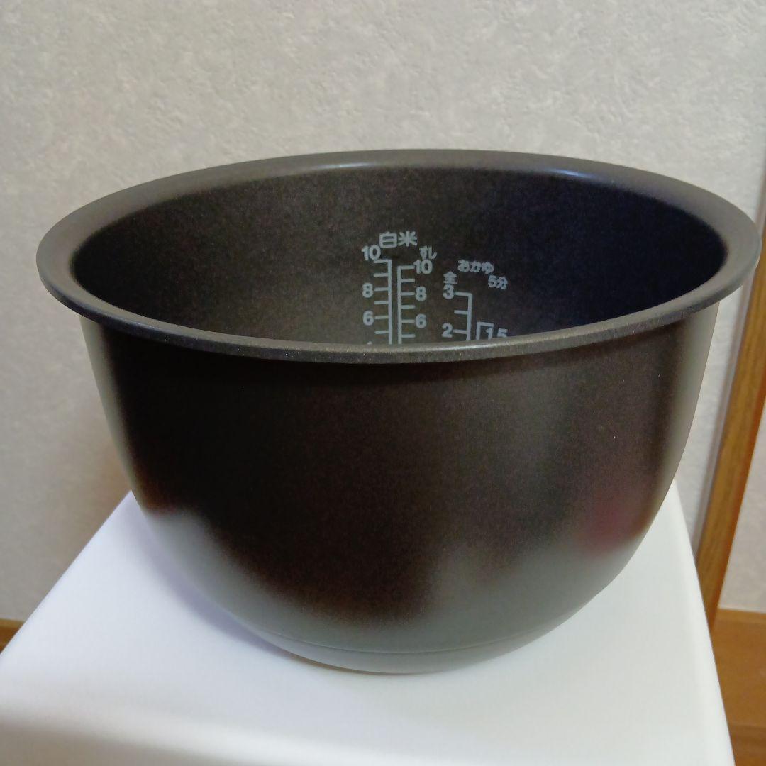 ♥東芝✨IH✨炊飯器　１升炊き 　RCＫ−18FGF （鍛造5mm厚釜）