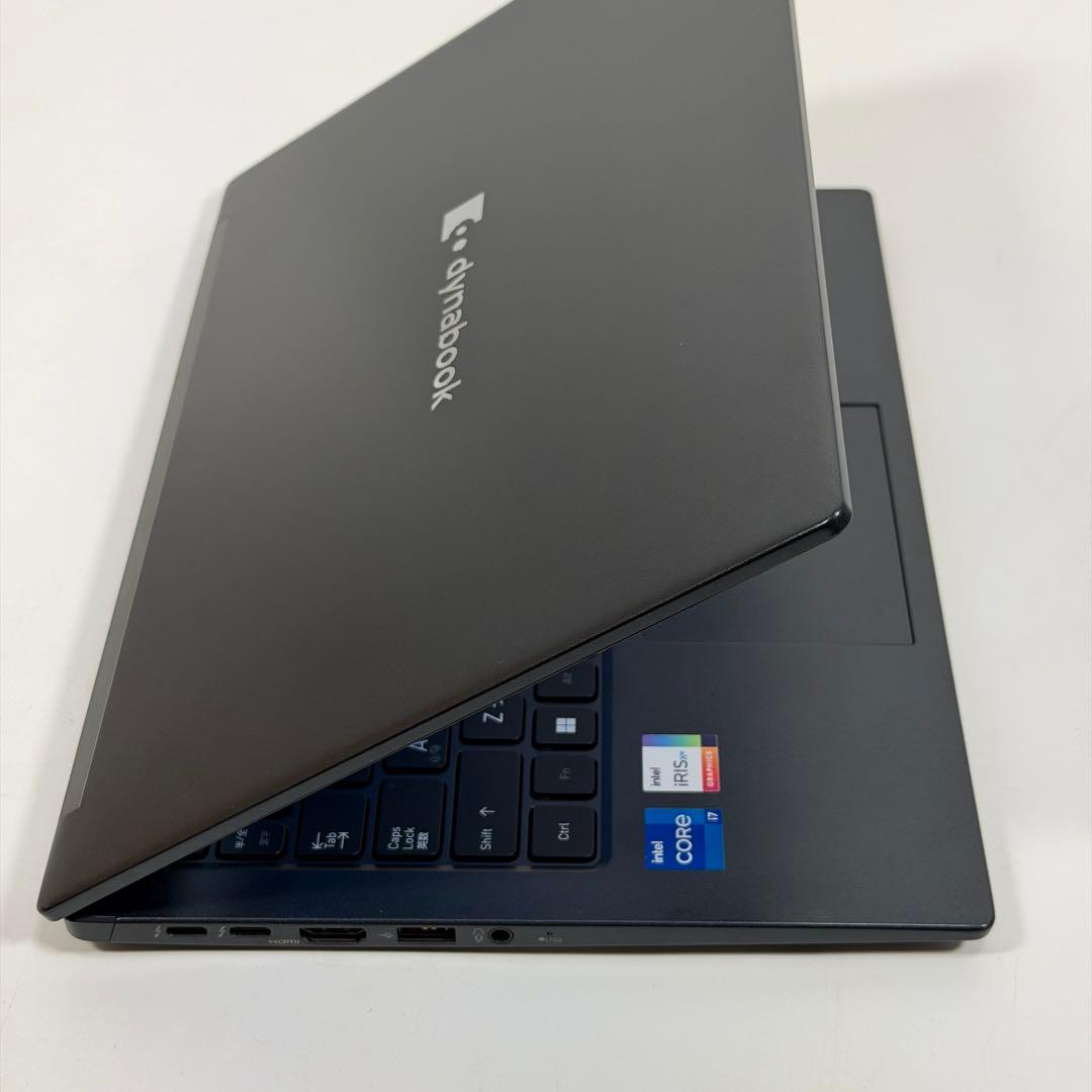 63.G83/HU 超軽量 i5-11世代 16G512G Office2024
