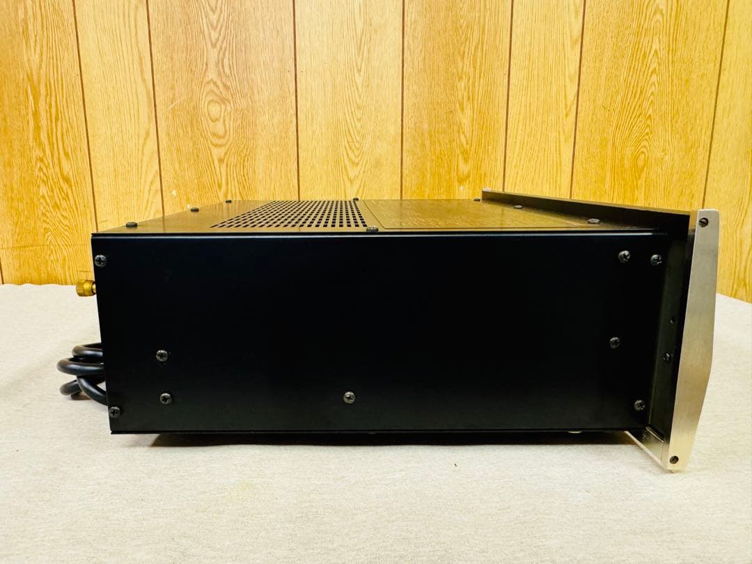 McIntosh マッキントッシュ C22 アンプ