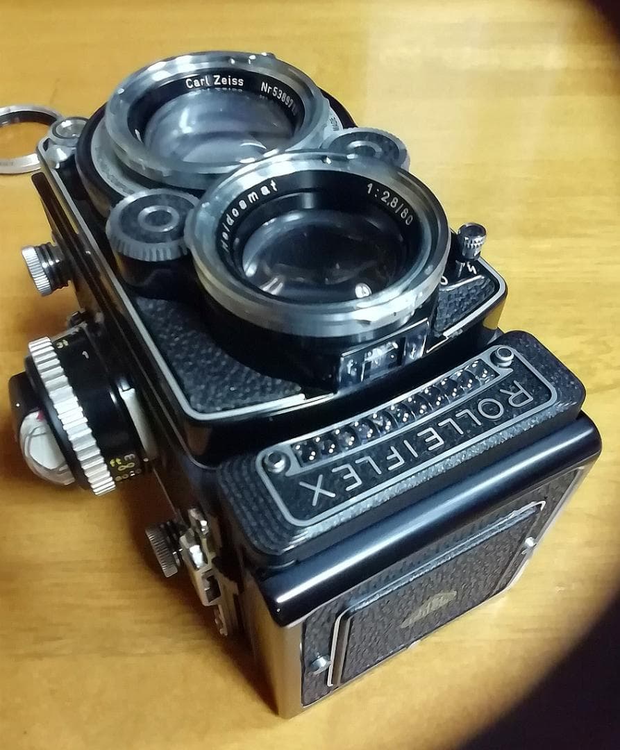 ローライフレックス　プラナーF2.８付　ケース付き美品
