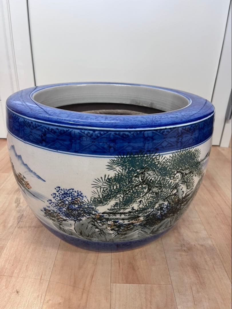 青と白の山水画 陶器火鉢骨董品　陶器火鉢　昭和レトロ　山水画　灰つき　五徳つき