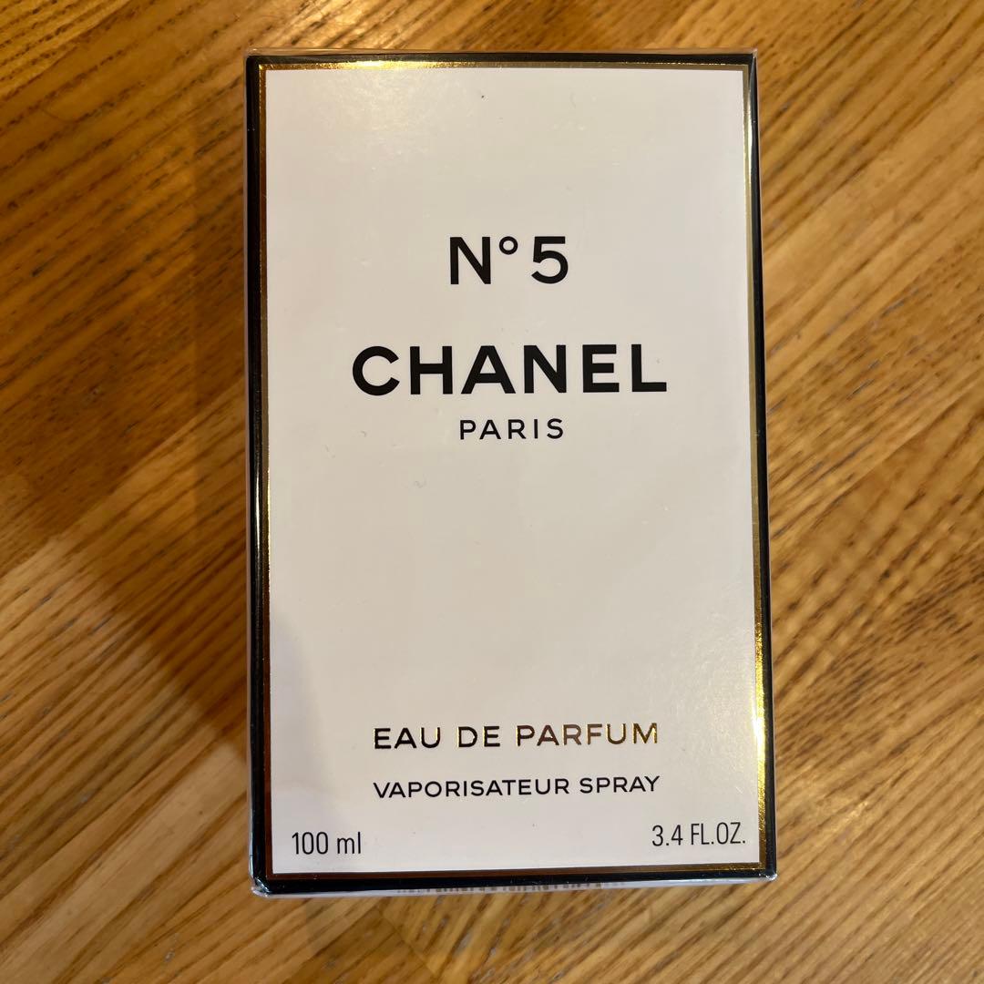 CHANEL N.5 100ml + 化粧品サンプル+VIP CHANELハガキ