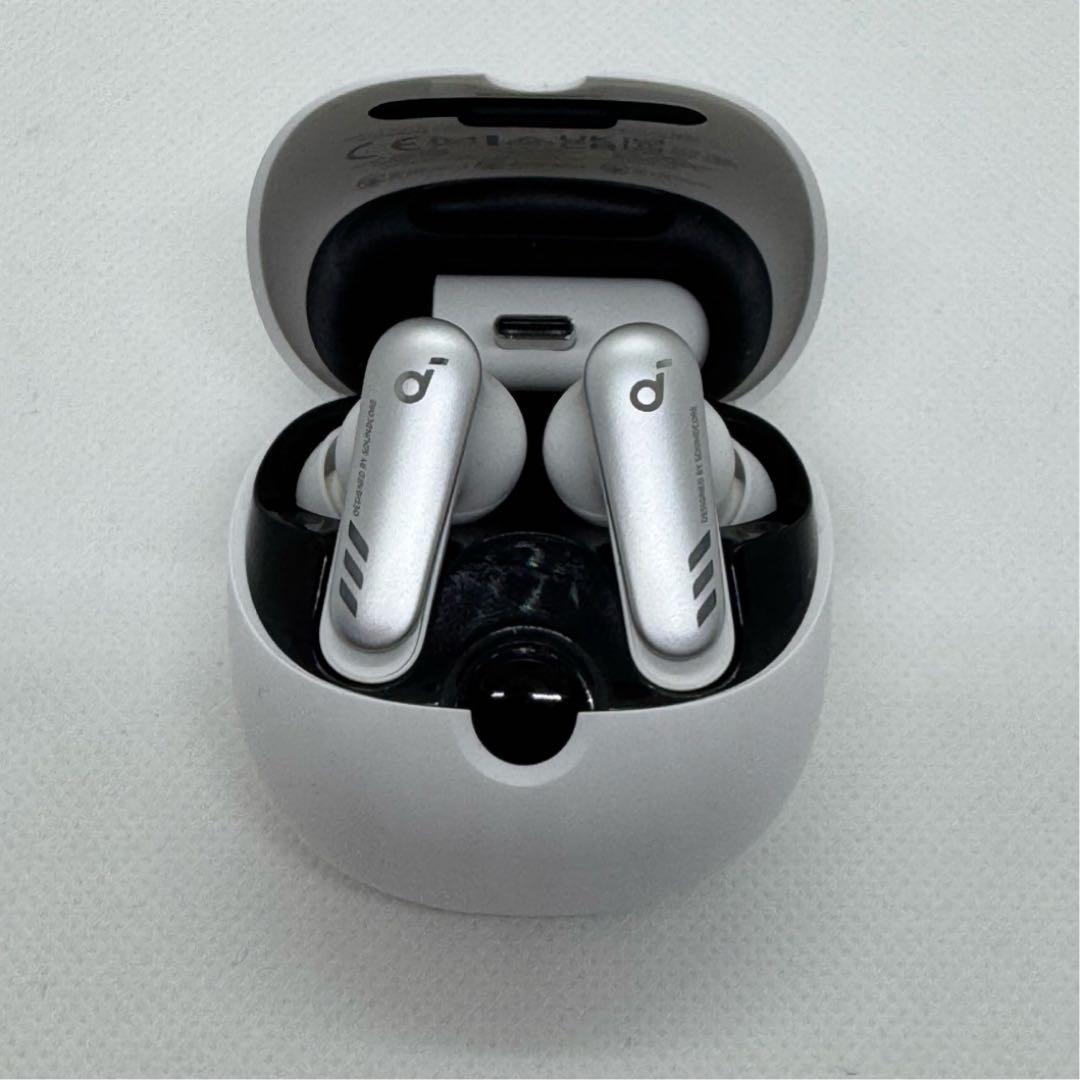 Soundcore by Anker ワイヤレスイヤホン VR P10