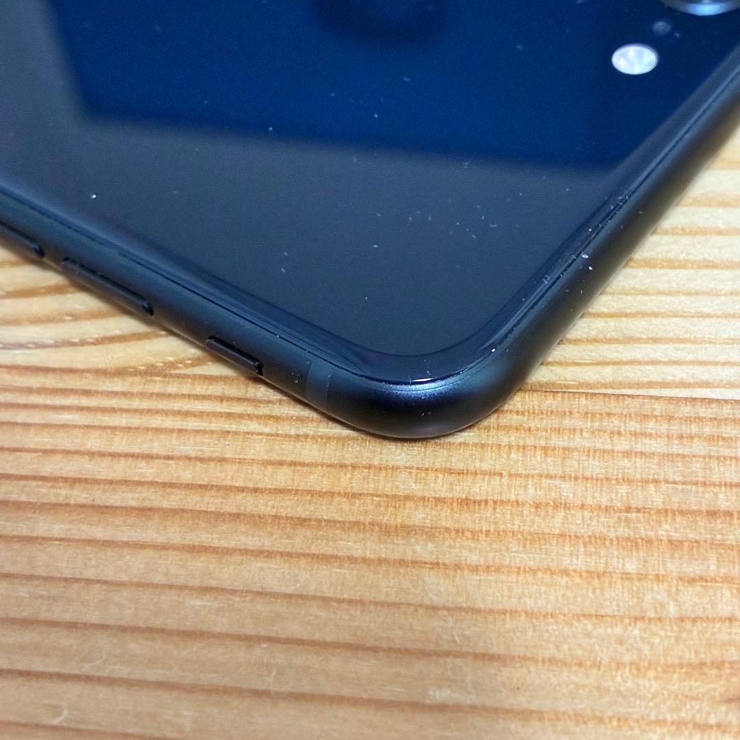yy17280E バッテリー新品　iPhoneSE第3世代64GB SIMフリー