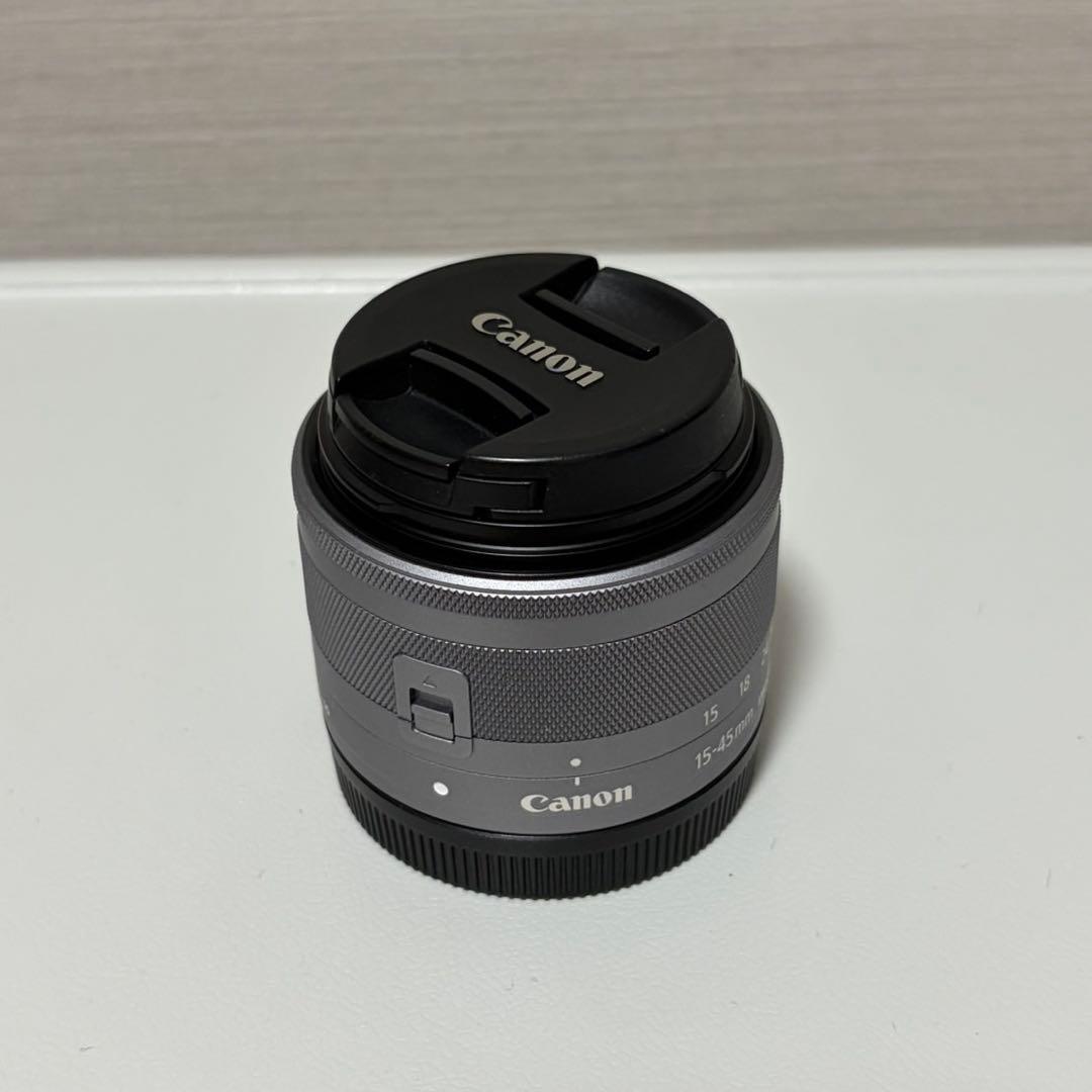 Canon EOS Kiss M2 ダブルズームキット(ホワイト)