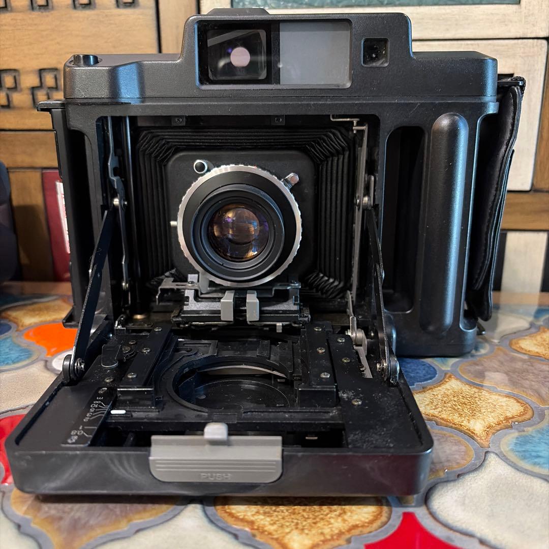 FUJI インスタントカメラ 1:5.6 f=105mm FP-1