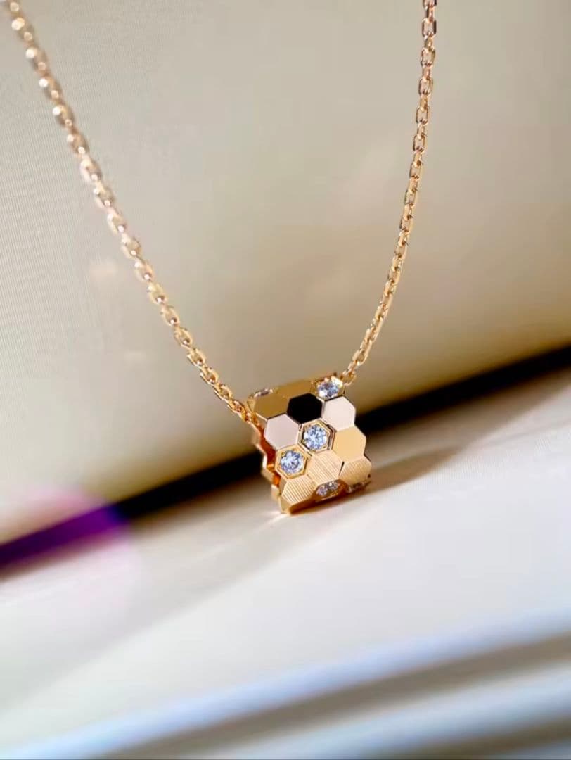 S925 ハニカムネックレス ダイヤ風 Bee My Love レディース高級感