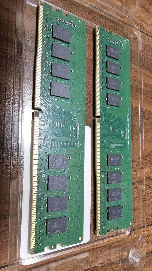 32GB(16GBx2) DDR4-3200 Crucial デスクトップメモリ
