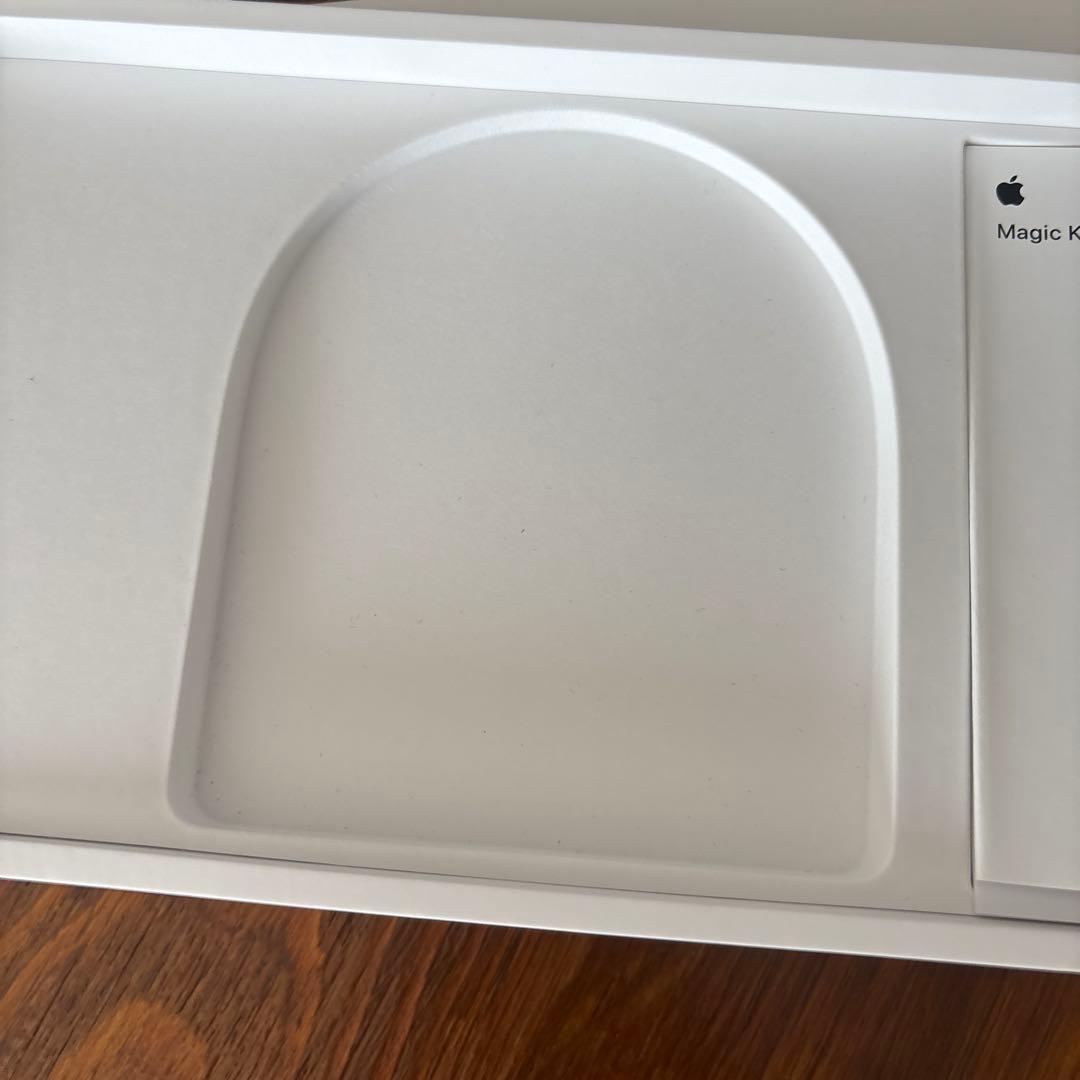 Magic Keyboard Apple キーボード　ホワイト
