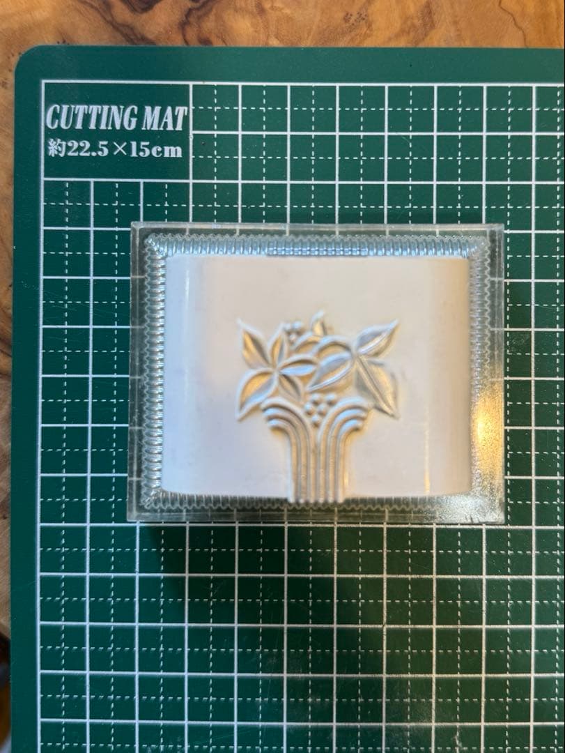 米国製　ZALE'S ヴィンテージ　セルロイド　ジュエリーリング　ケース　花模様