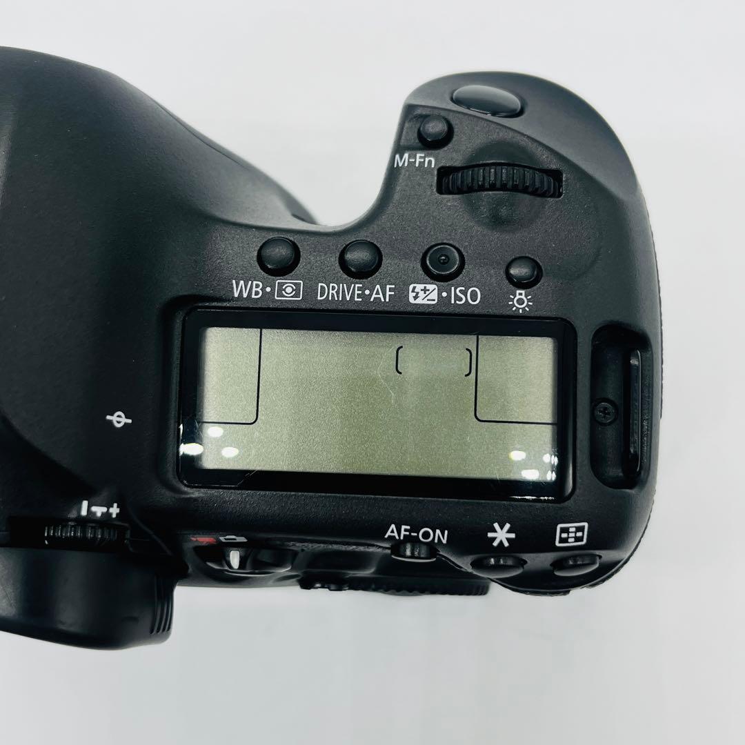 ほぼ未使用　Canon デジタル一眼レフカメラ EOS 5Ds ボディー