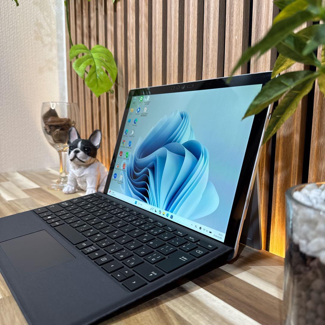 準美品‼️希少最高峰i7モデル☘Surface Pro6☘プラチナ☘ノートパソコン