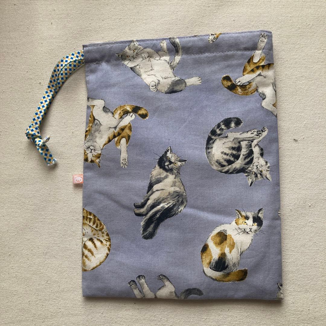 ハンドメイド　巾着　巾着袋　猫柄　グレー　2点セット