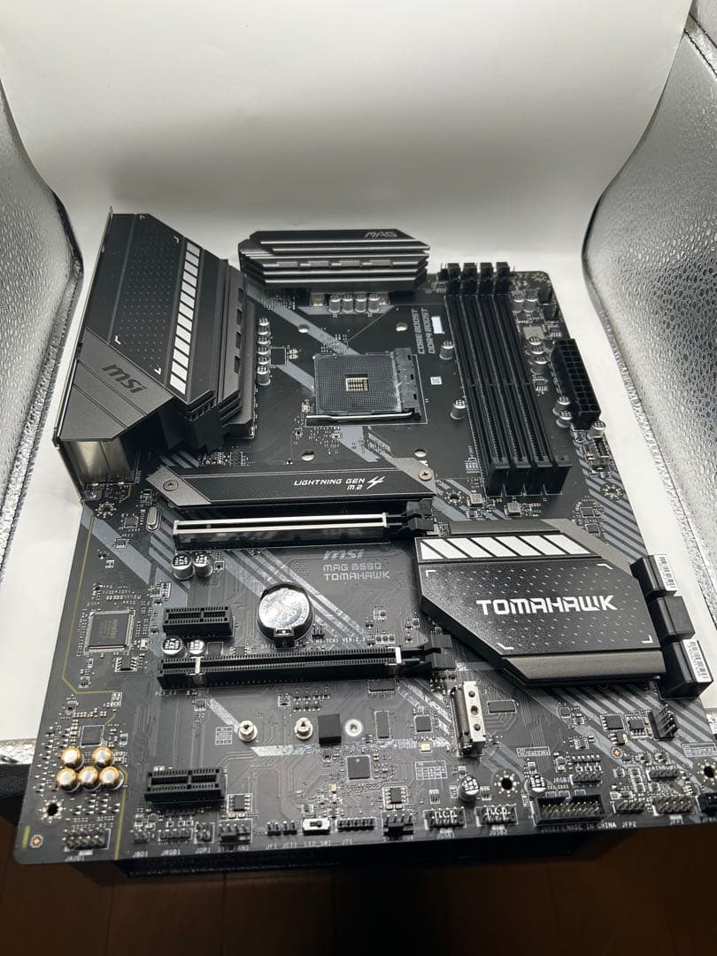 n*i様 【動作確認済】B550 TOMAHAWK＋DDR4-32GBキット【保