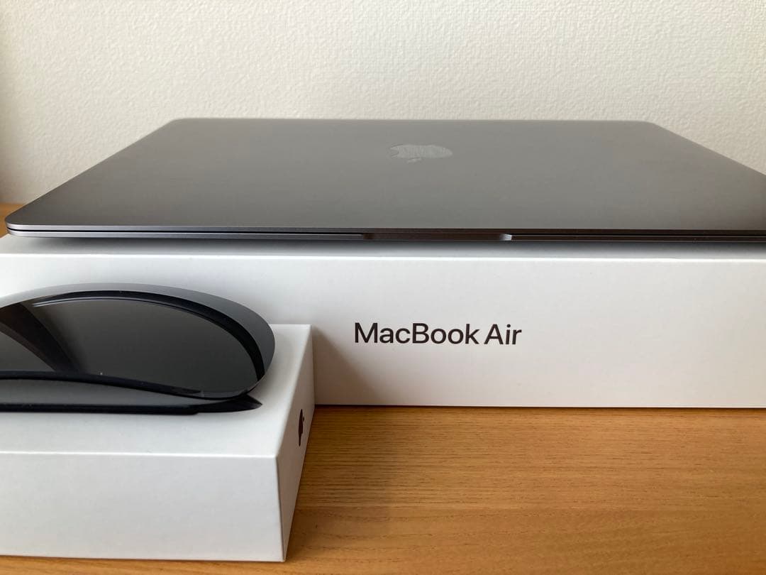 【美品】MacBook Air 2020 充放電回数15回