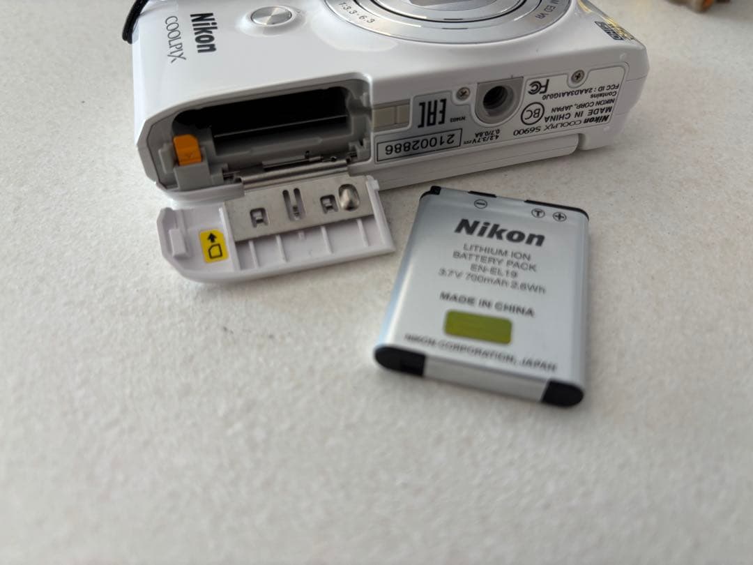 Nikon COOLPIX s6900 ニコン 13080