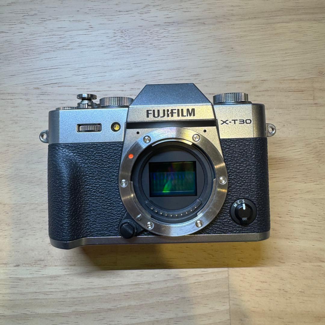 FUJIFILM 富士フイルム ミラーレス一眼 X-T30II ボディ シルバー