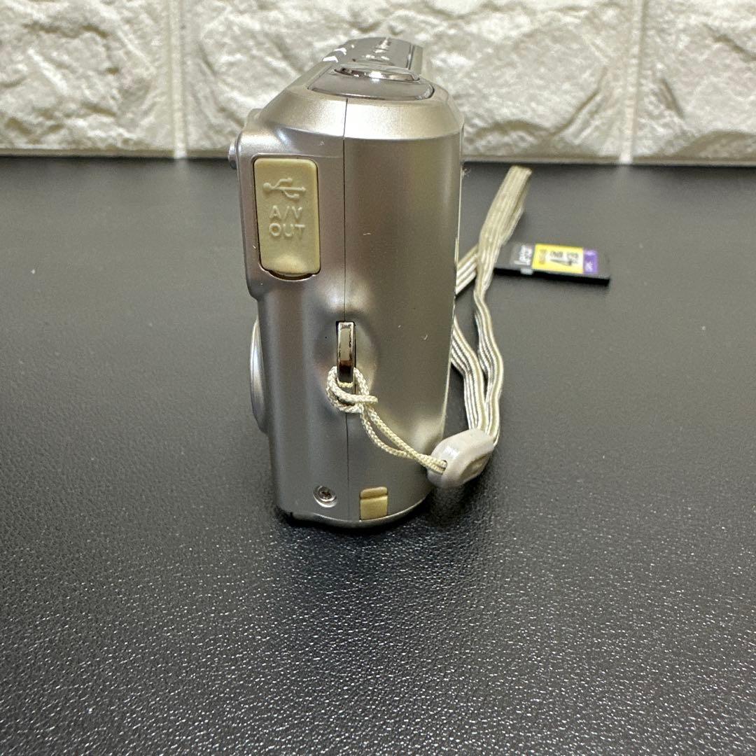 ニコン Nikon COOLPIX L16 シルバー　動作確認済　単三電池式