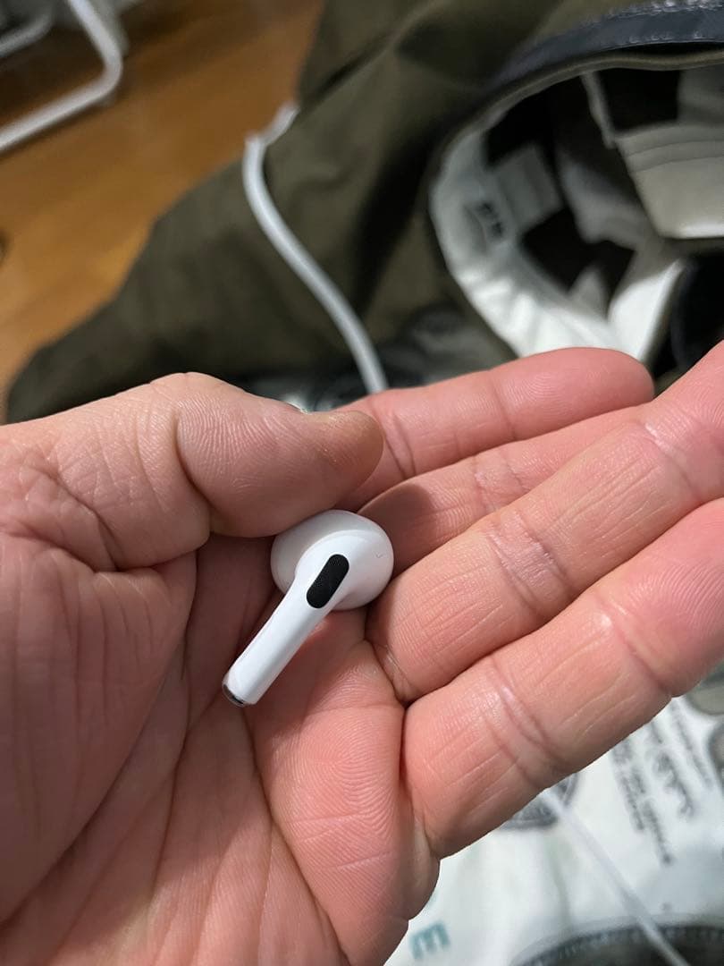 k*照様 AirPods pro 第2世代　片耳のみ ライトニング