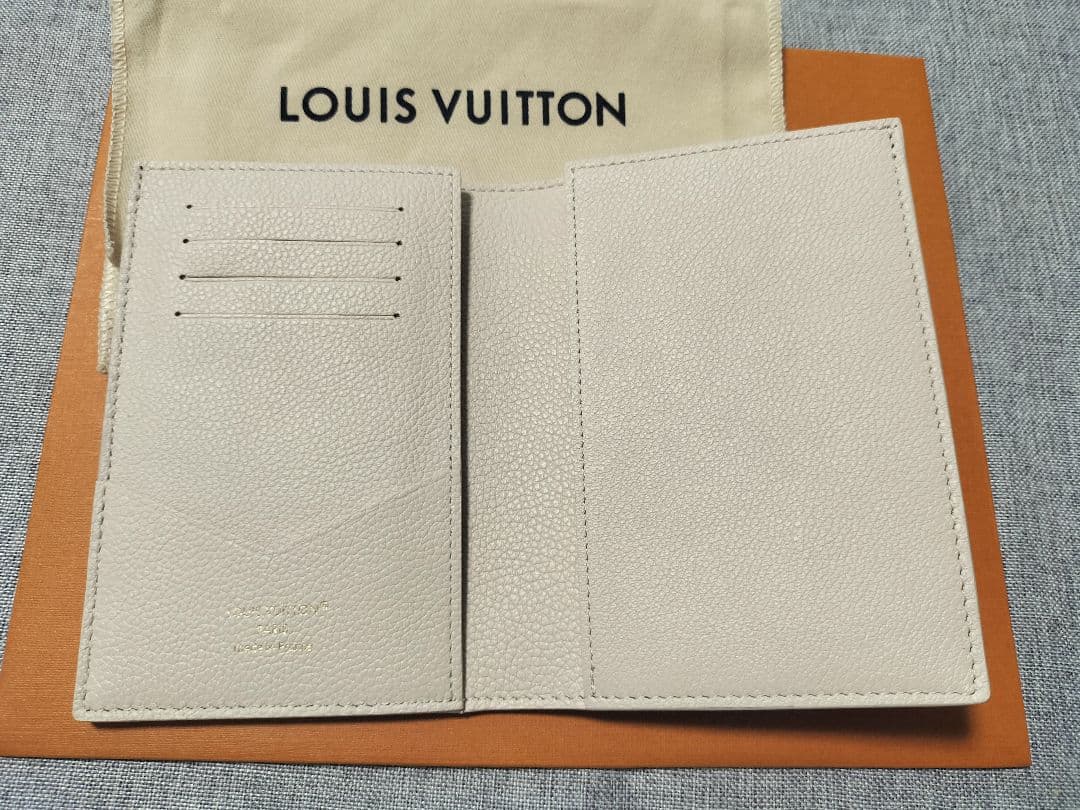【大人気♪新品正規品】Louis Vuitton パスポートケース