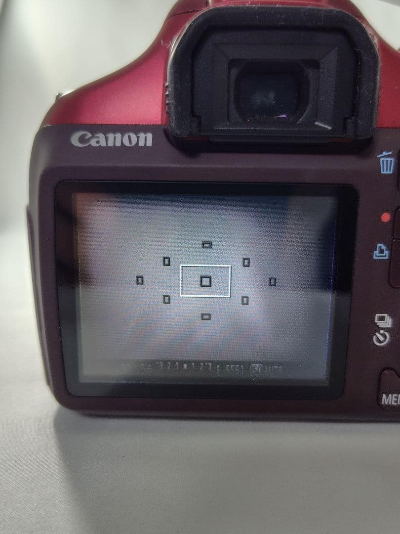 今だけの価格✨Canon キャノン Kiss X50✨レッド✨お得なレンズ付✨