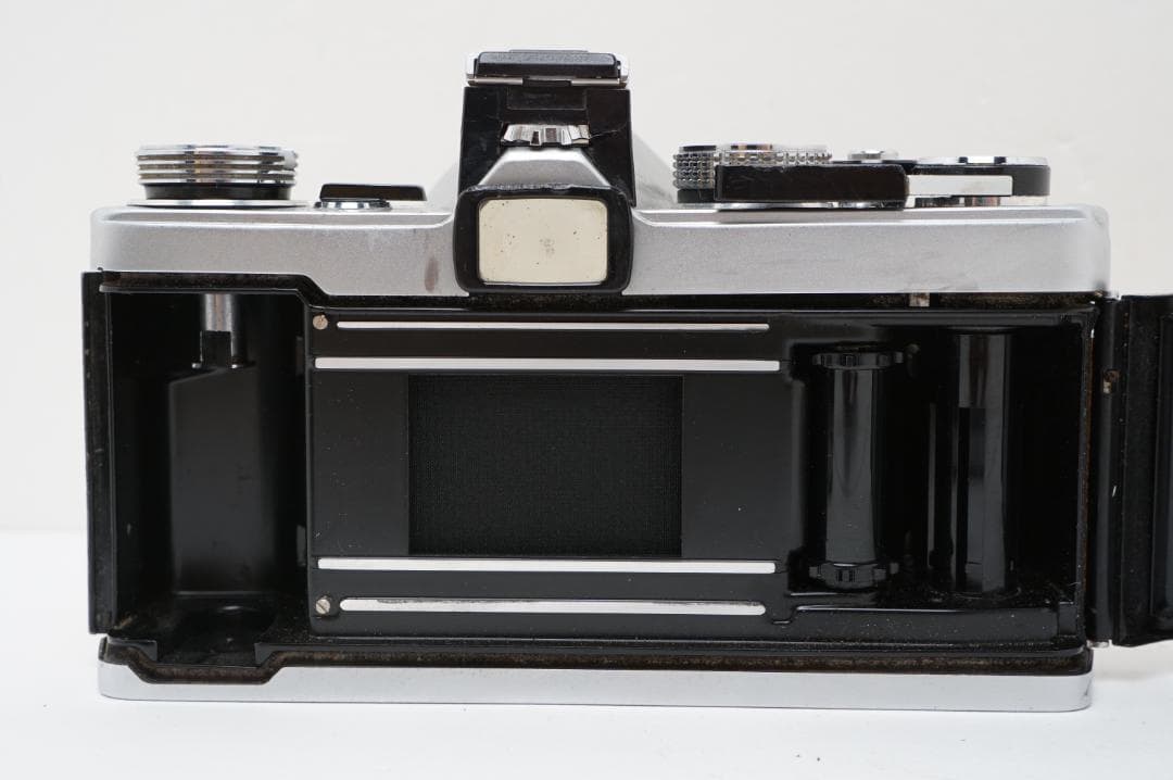 ＜作例あり＞OLYMPUS OM-1 　50mm f1.8　プリズム腐食なし