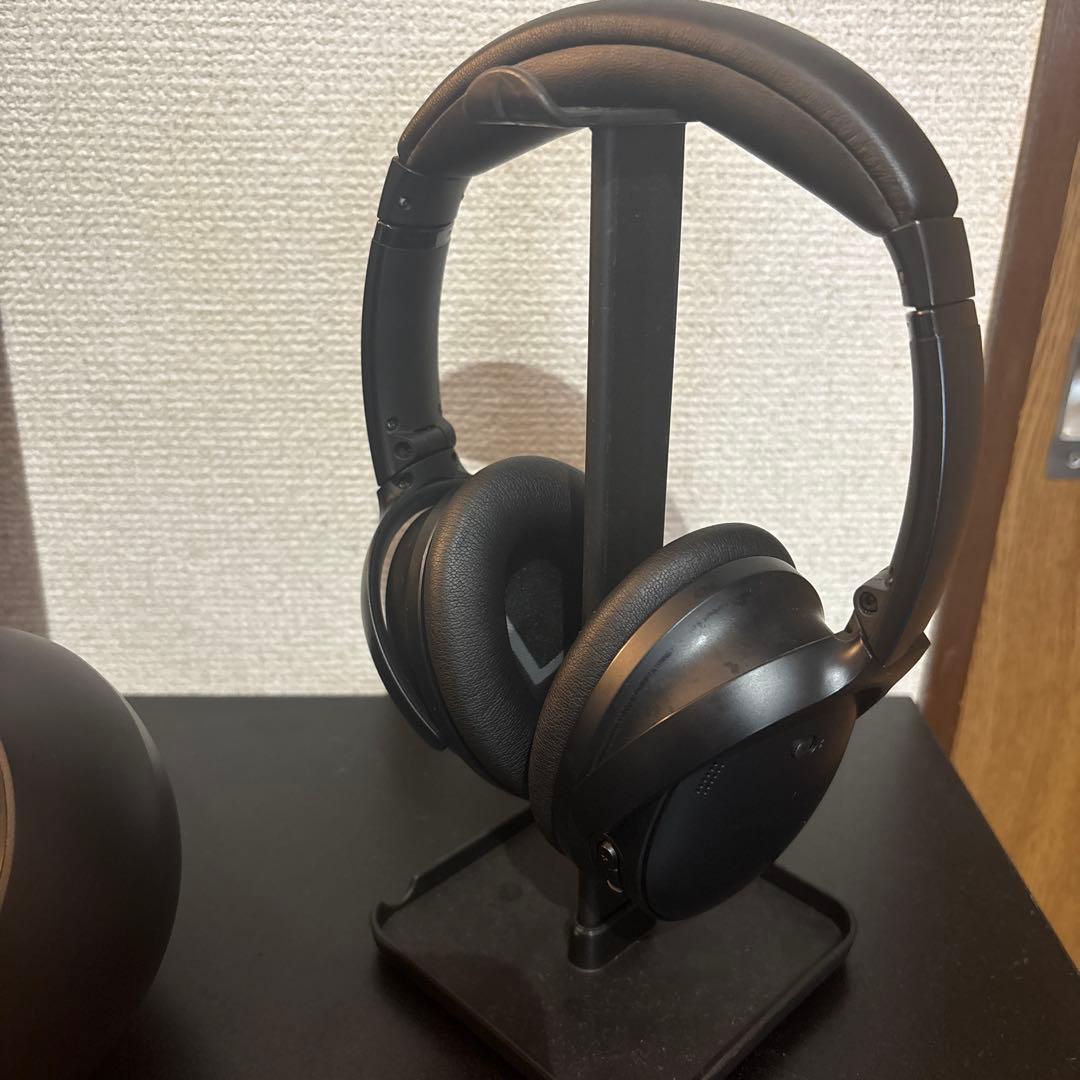 Bose ワイヤレスヘッドホン ブラック (おまけのスタンド付き)