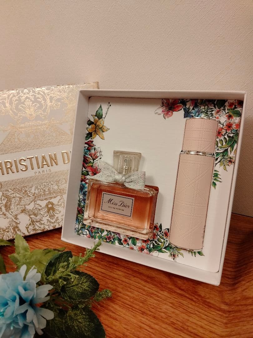 Miss Dior 香水 50ml + トラベルスプレー10ml