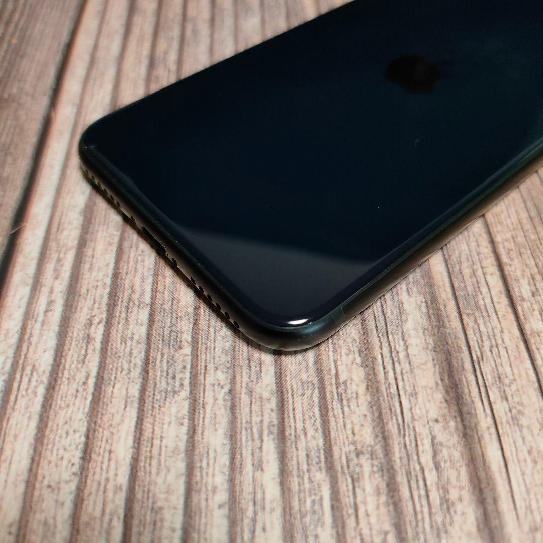 iPhone SE 第3世代 64GB 美品 おまけ大量 バッテリー97%