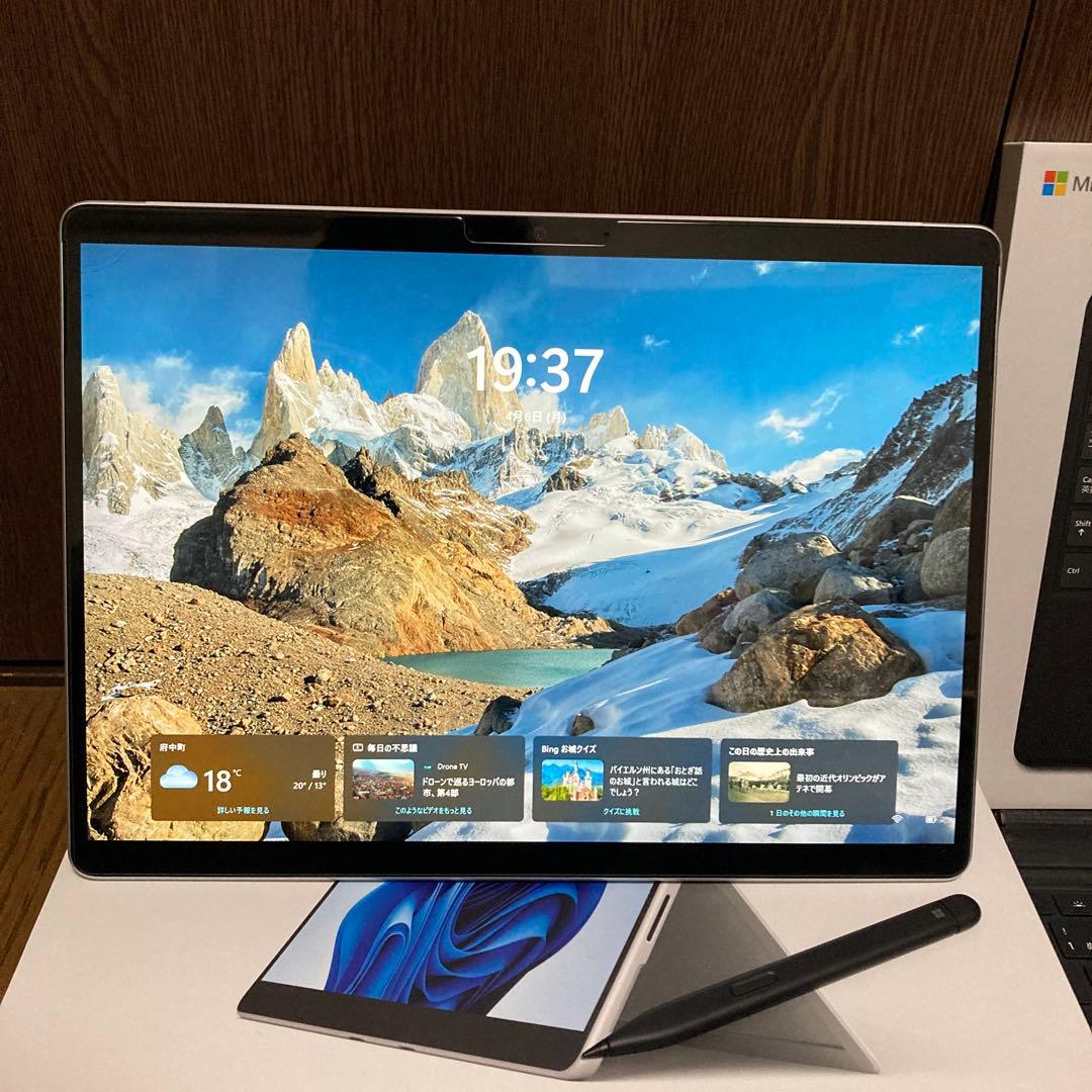 Microsoft Surface 8 Pro 本体
