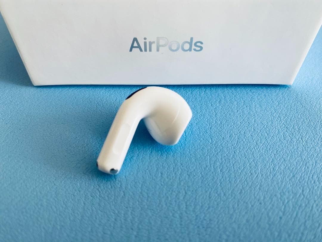 AirPods 第4世代 R片耳 右耳のみ イヤホン A3050 RTCZ