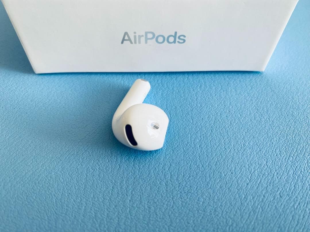 AirPods 第4世代 R片耳 右耳のみ イヤホン A3050 RTCZ
