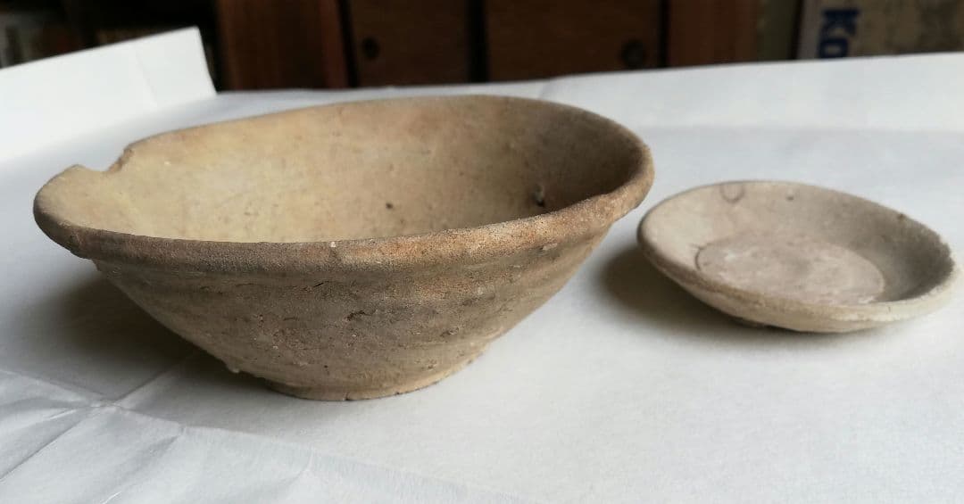 【愛知県出土品】骨董品　山茶碗と小皿【詳細不明】