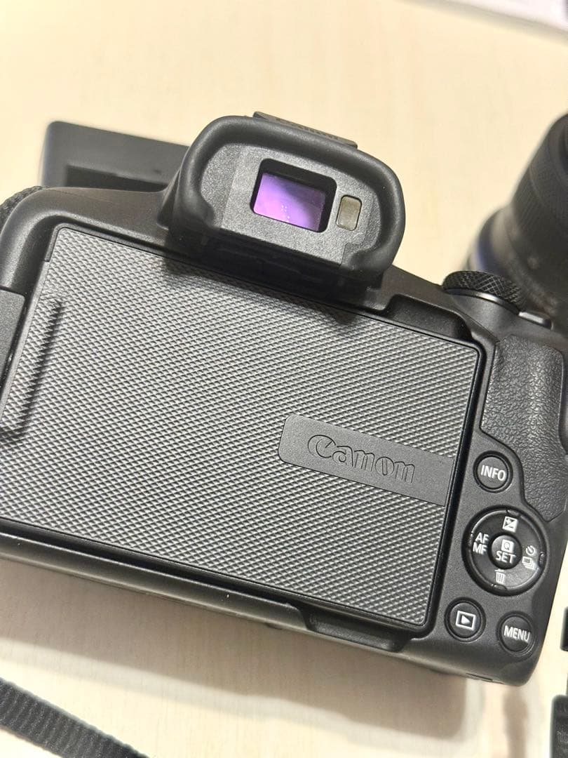 Canon EOS R50 レンズセットカメラ本体