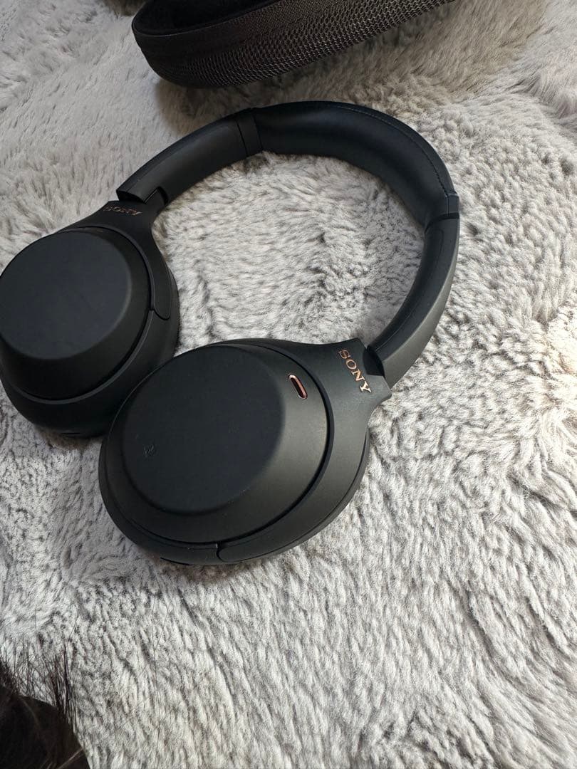 美品！ソニー WH-1000XM4 ワイヤレスノイズキャンセリングヘッドフォン