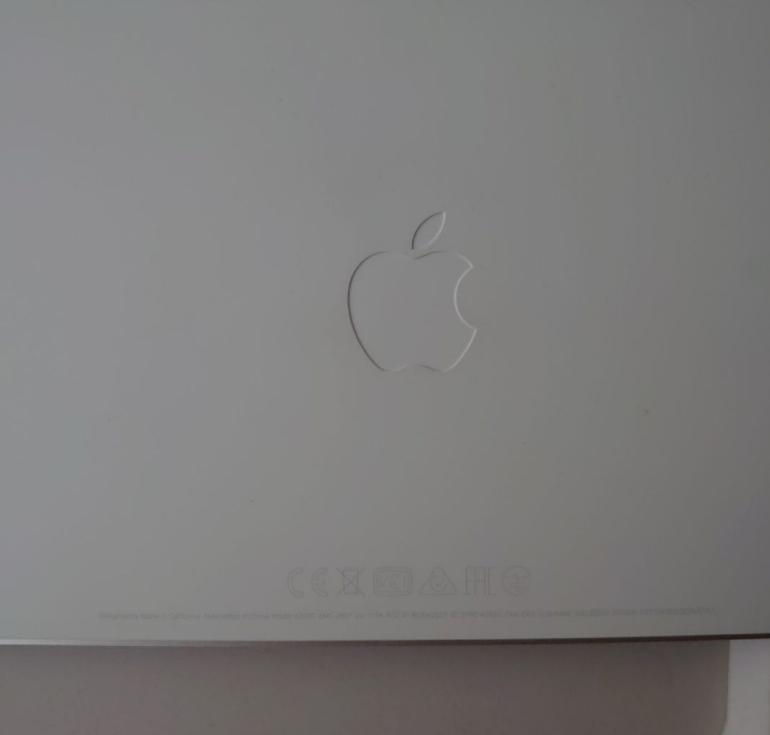Magic Keyboard テンキー Touch ID Apple a2520