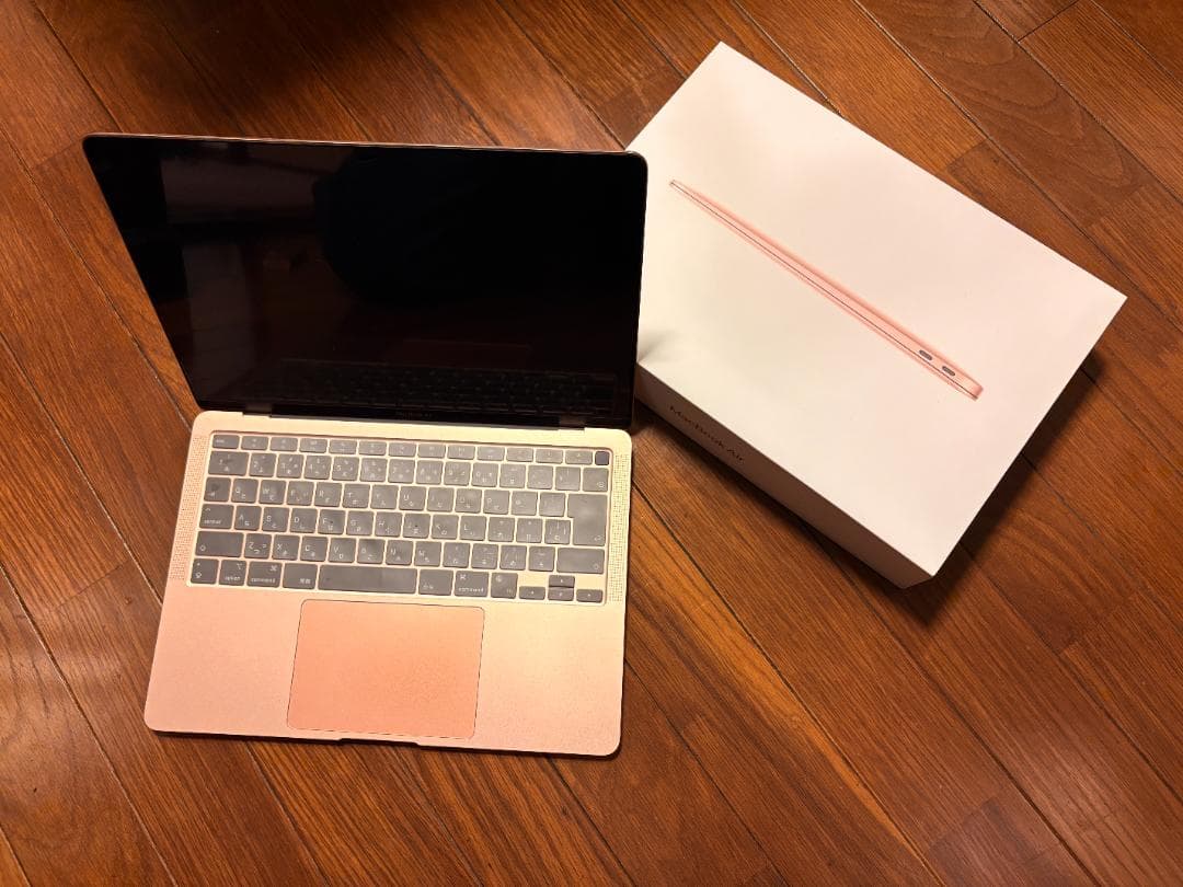 MacBook Air 13.3インチ M1(日本語版キーボード）