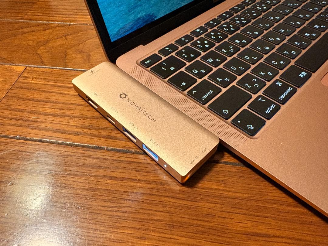 MacBook Air 13.3インチ M1(日本語版キーボード）