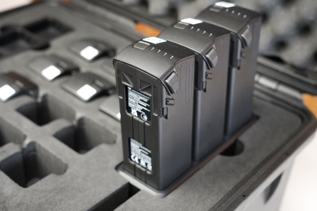 【プロ仕様】DJI Mavic 3 Cine+バッテリー10本&豪華アクセサリ