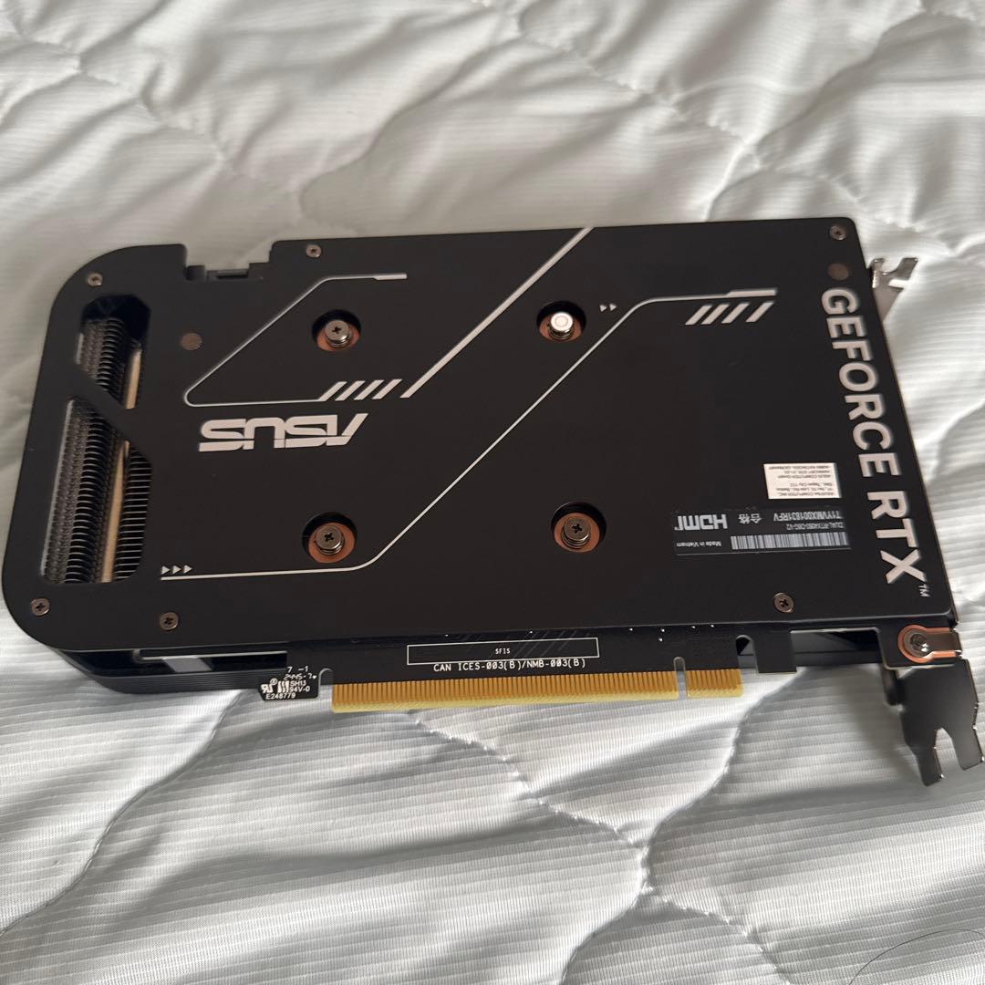 グラフィックボード・グラボ・ビデオカード ASUS GeForce RTX 4060 OC 8GB