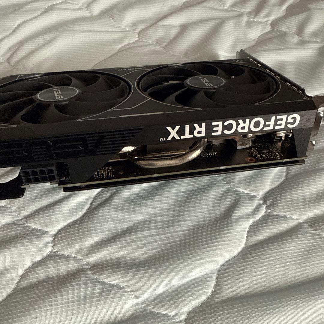 グラフィックボード・グラボ・ビデオカード ASUS GeForce RTX 4060 OC 8GB