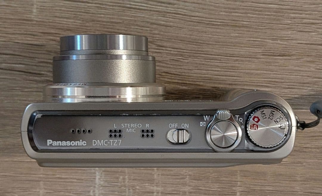 ♥美品♥Panasonic パナソニック デジタルカメラ　DMC-TZ7