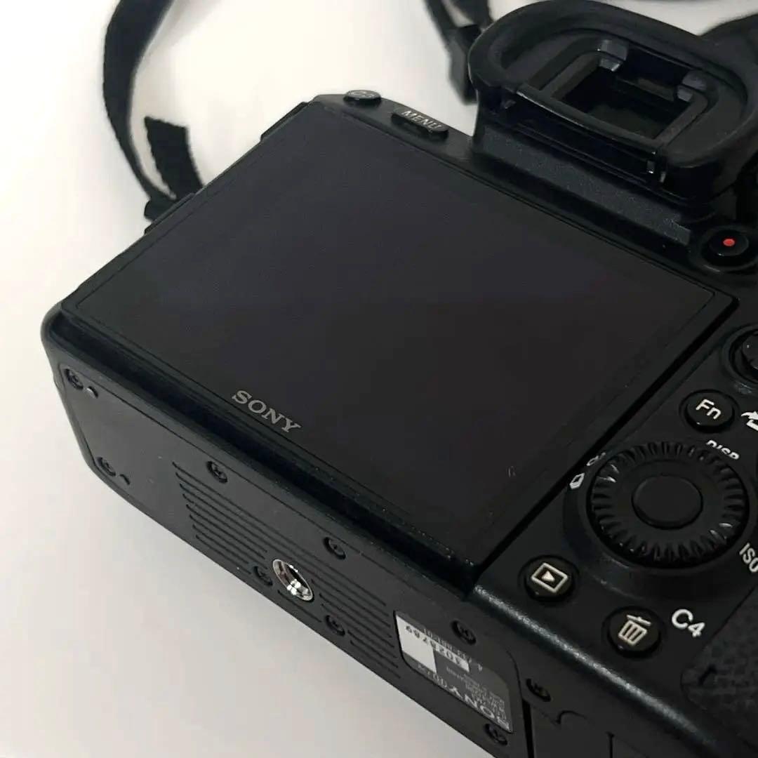 SONY α7III ボディ フルサイズミラーレス一眼 ILCE-7M3