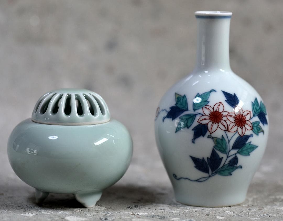 十四代今右衛門錦鉄仙花花瓶＆伊万里鍋島焼香炉【極上品】　共箱